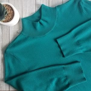 NWT Apt. 9  Teal Lightweight Sweater